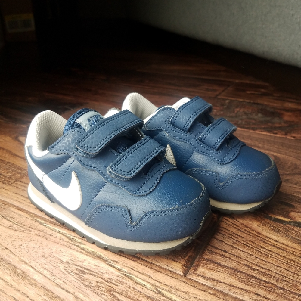 Nike Metro Plus CL (Size 6 Toddler)
